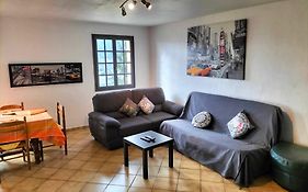 Appartement Dans Villa Nicoise